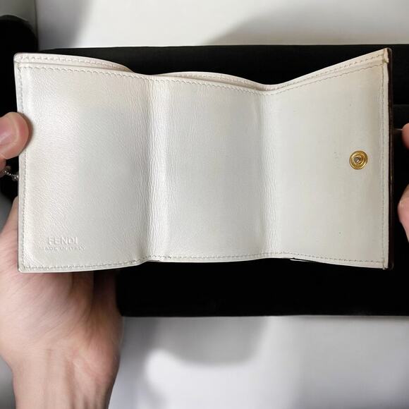 FENDI White Trifold Micro Wallet Grained Leather New F Logo Gold Snap 8M0395 - Picture 5 of 16